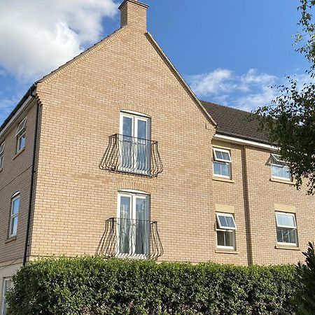Modern Penthouse Διαμέρισμα Wellingborough Εξωτερικό φωτογραφία